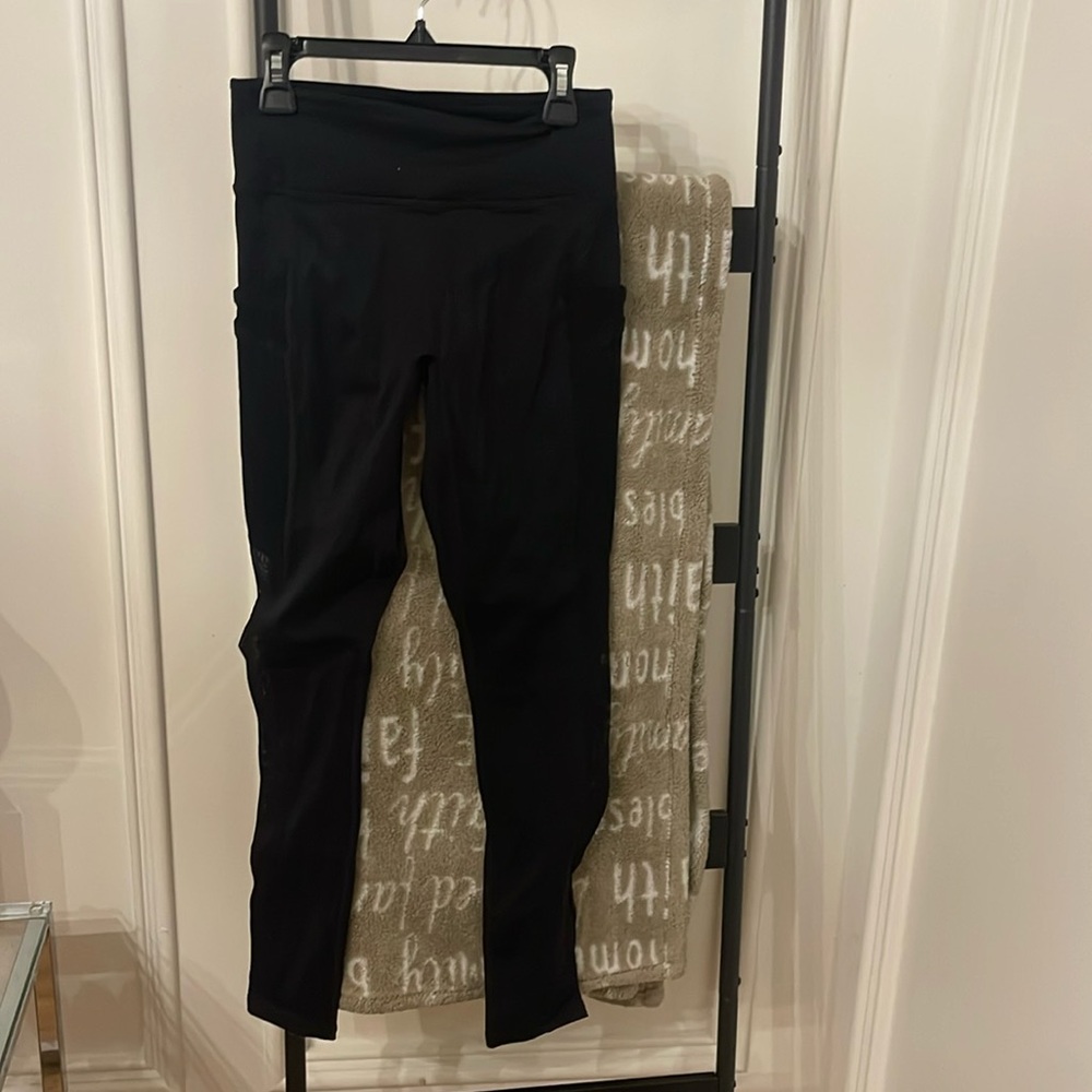 Fabletics leggings never worn